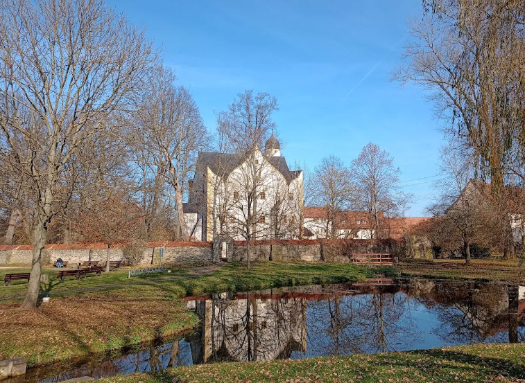 Zum Wasserschloß, Germany